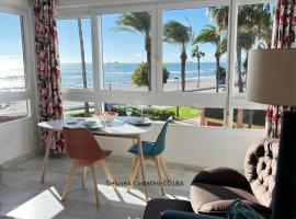 Open your eyes and let yourself be enveloped by the blue of the Mediterranean CostaOro Only Adults, hotel i Torrox Costa