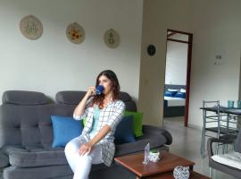 Altos de tambora, Apto Festón, hotel in Cartago