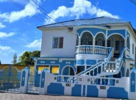 St Thomas Oasis, hotel com estacionamento em Lyssons