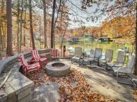Waterfront Lake Anna Home Kayaks and Private Dock