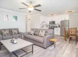 Hillside Cove - Plank Suite