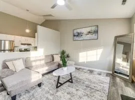 8 Mi to Neuse River Cozy Gem in Havelock!