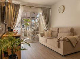 Dom Kubus Playa de Mogán, hotel in Mogán