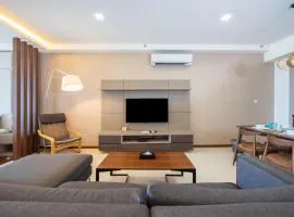The Landmark Seaview Suite