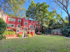 Hotel Boutique Casa Alebrije, hotel com banheiras de hidromassagem em Cidade do M&eacute;xico