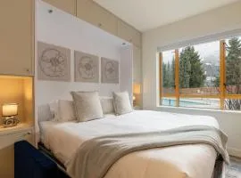 Newly Renovated KING BED STUDIO in the Village