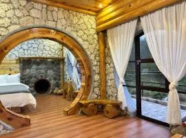 Bugnay Cabin of The Shire