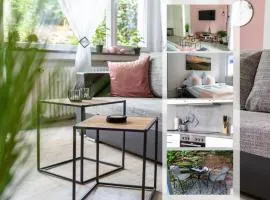 BEST STAY moderne Stadtwohnungen in Hünfeld - Küche, Schlafsofa, Terrasse oder Balkon WLAN Smart TV