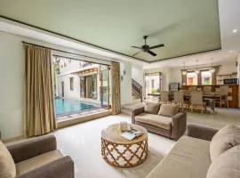 Cove The Ricks Villa