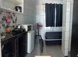 Vila Foz HOSTEL AP8 Apartamento completo de casal com ar condicionado, garagem fechada e lavanderia, Temos Uber e guia turístico para indicar, nosso apartamento é o melhor custo benefício de Foz do Iguaçu