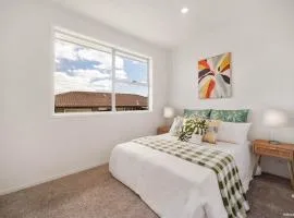 Luxury & Affordable cosy room