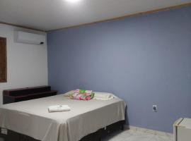 Qroom Janaina, ξενοδοχείο στο Cruzeiro do Sul