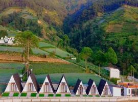 Dcahhya Family Cabin Villa The Sunrise View, camping en Magelang