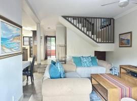 Beachfront home, hotel i Westbrook