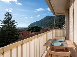 Seaview Apartment - A