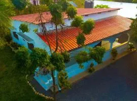 Villa - Beach 5min, Wifi, SmartTV, Parking - by Mango Tree Cottages Kilifi