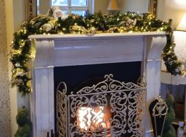 Relax at Safe Haven - Luxury Family Accommodation、カーリングフォードのホテル