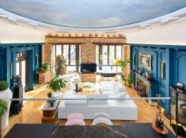 ChezmoiHomes Granada Gallery Loft