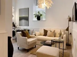 Central Todmorden 2 Bedroom Apartment
