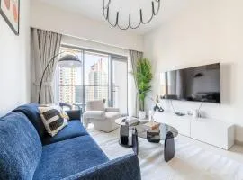 Elegant 2BR in Burj Royale