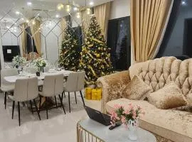Near's Global House with Luxury Apartment at Vinhomes Grand Park、Long Bìnhのリゾート