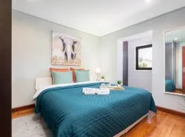 Host Wise - Charming Cozy Rooms