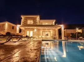 Alki Villas Luxury Collection - Spira - Throe - Persi