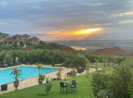 Kilimani Executive Suites With Gym, Heated Pool, Sauna, Steam room