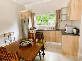 3B Annie's Place Rawdons Country Estate, hotel i Nottingham Road