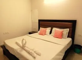 Sapphire Home Stay Near Nizamuddin Railway Station