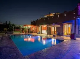 Villa farm host heated pool view Grand Atlas