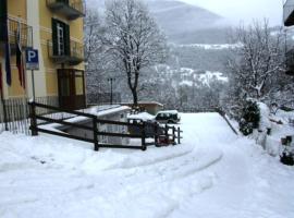 Hotel Le Soleil, resorts de esquí en Challand Saint Anselme