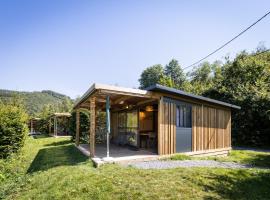 Huttopia Vallée de la Semois, hotell i Vresse-sur-Semois