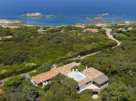 Villa Giulia by Interhome, ξενοδοχείο σε Aglientu