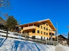 Apartment Sparenmoos - OG - DG Nord-Ost by Interhome