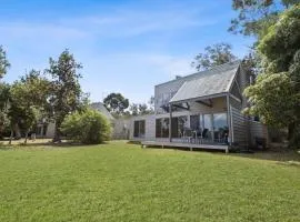 Avon - Waterfront Retreat