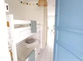 Studio l'Oasis, Piscine, Parking, Proche Plage