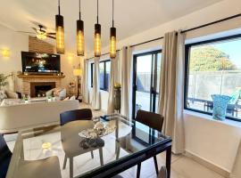 Ajijic Lake Chapala Villas - Private Gym - Pickleball court, hotel en San Antonio