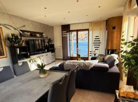 apartment Lac Brusimpiano, ubytování v soukromí na pláži v destinaci Brusimpiano