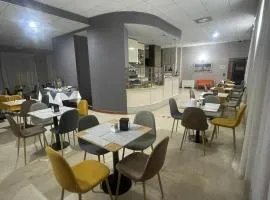 Aba Hotel