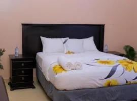 Dreamy Den Suites Kiwatule