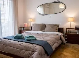 Cozy stay by Flisvos Marina, ATH
