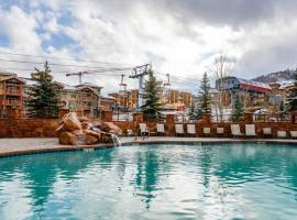 The Grand Summit Hotel in the Canyons Village - Walk to Ski Lift - Pool, Gym, Spa, More!, Hotel in Park City
