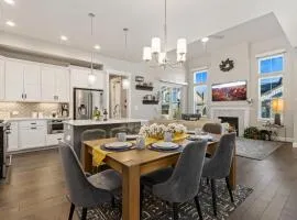 Colorado Modern Retreat with King Beds, Pickleball