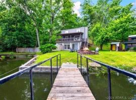 Advent Cottage, Hotel in Osage Beach