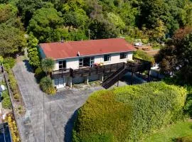 Close to the Beach with Mountain Views