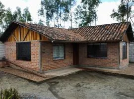 Cabaña Privada en Malchinguí WIFI 24 horas