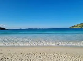 Apartamento Pé na Areia Prainha