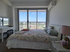 Spacious 3 bedroom, 2 washroom and 2 parking 5 min from train station