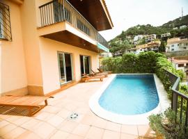 Villa Pirata, khách sạn ở Lloret de Mar